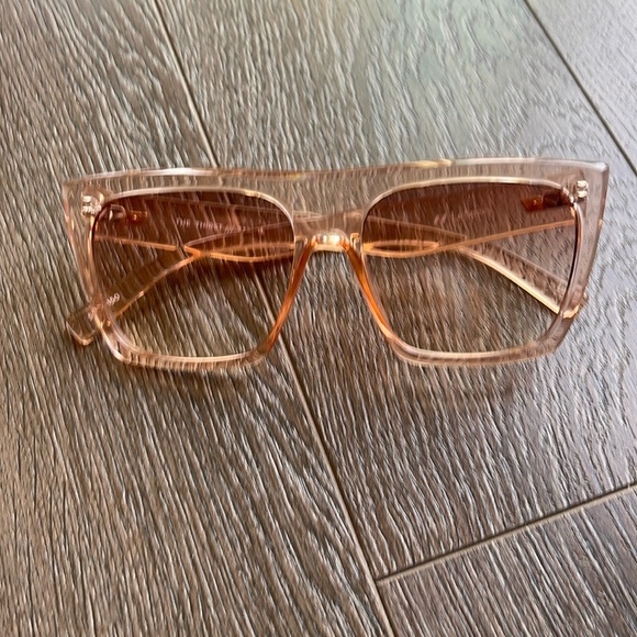 LeSpecs The Thirst Rose Sunglasses